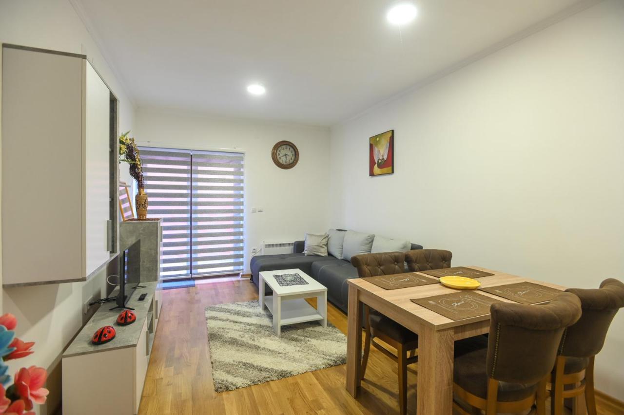 Apartment White Bear ซลาตีบอร์ ภายนอก รูปภาพ
