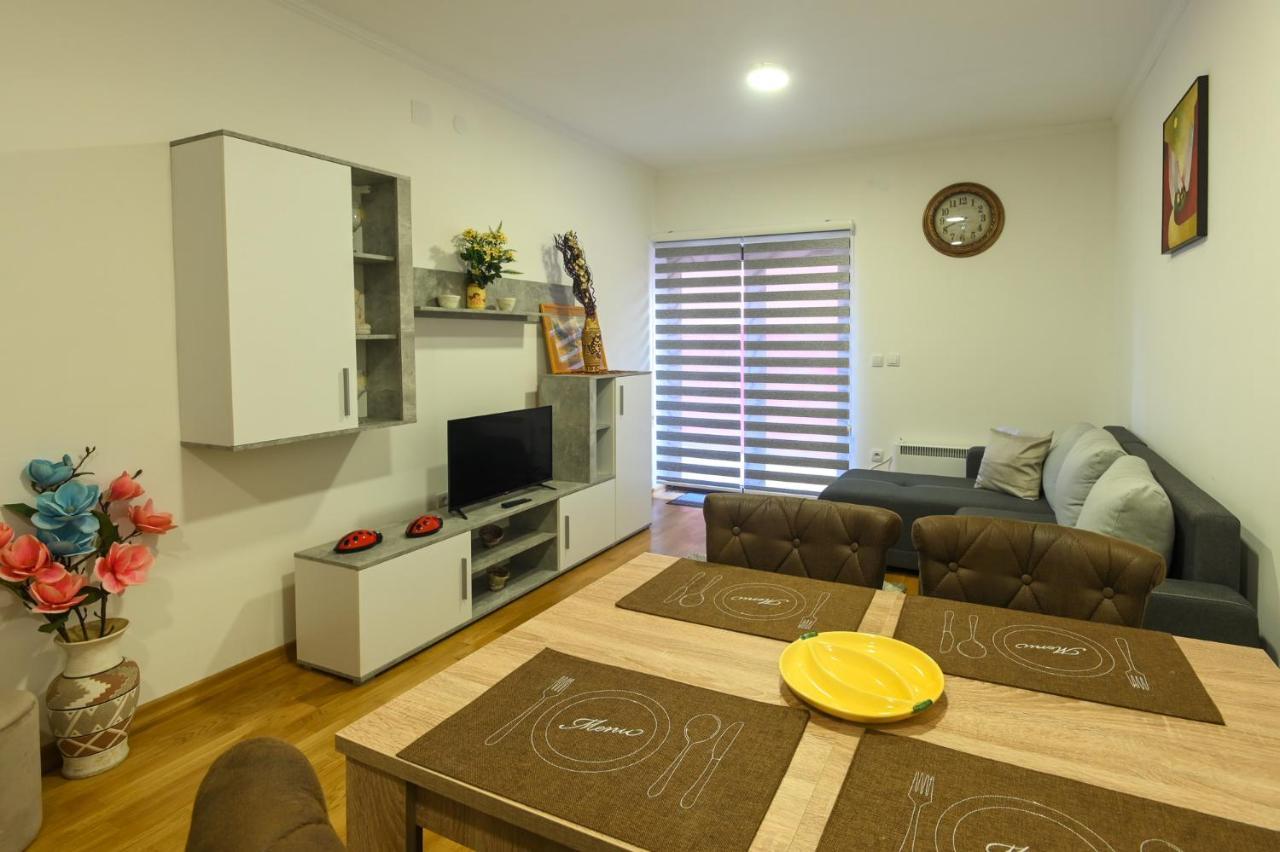 Apartment White Bear ซลาตีบอร์ ภายนอก รูปภาพ