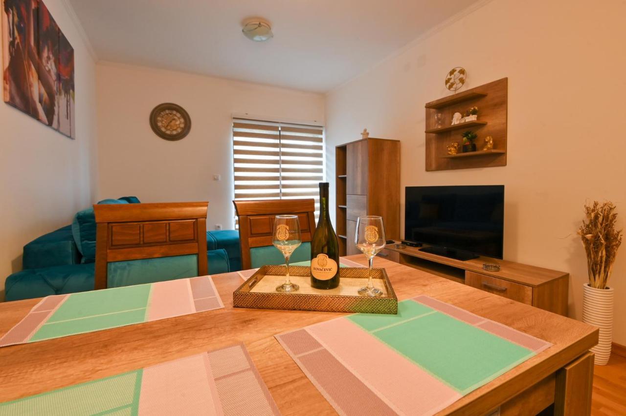 Apartment White Bear ซลาตีบอร์ ภายนอก รูปภาพ